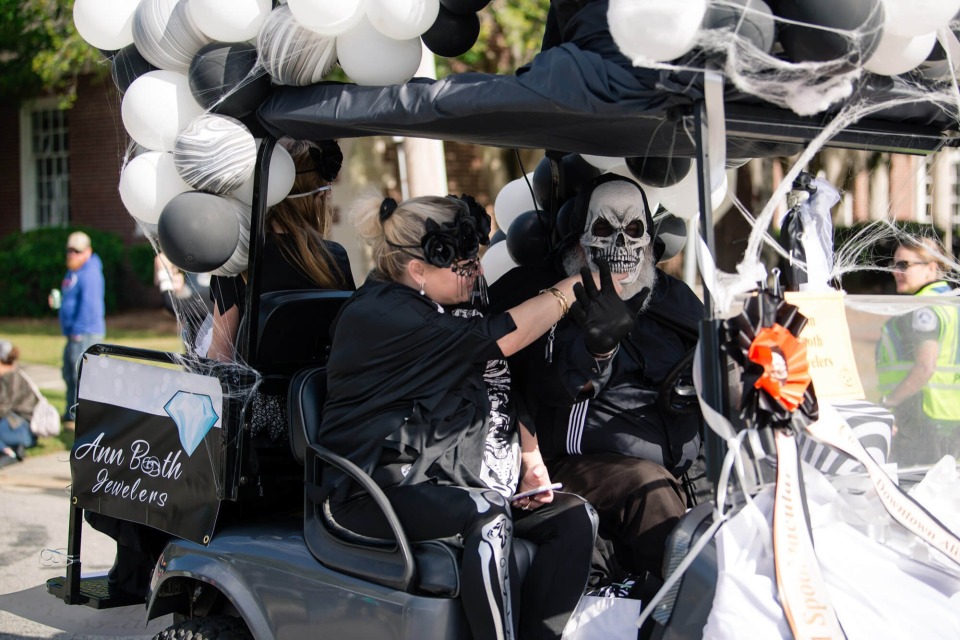 Events Conway Downtown Alive South Carolina   Halloween Golf Cart Parade 57428 Med 